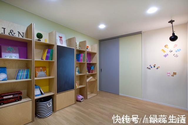 储物柜|一家3口的低欲望生活,客厅不摆沙发卧室不买床,反而越住越舒服