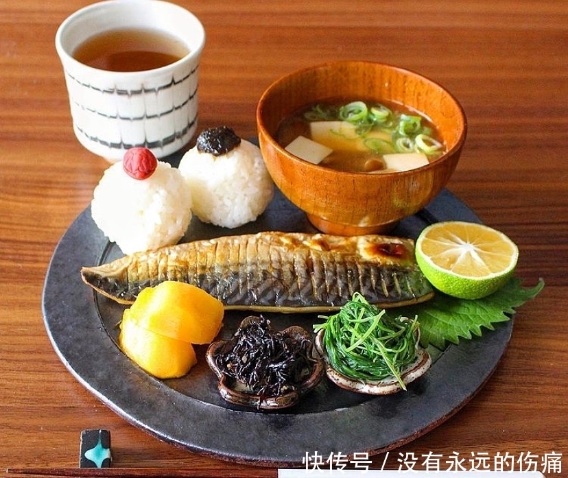 日本主妇晒一周轻食极简早餐,简单又精致,营养丰盛,吃饱又吃好