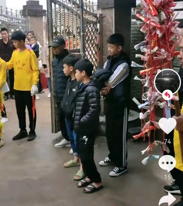 新春|新春佳节幸福美满!全红婵家乡迈合村庆祝,热闹场面引村民围观