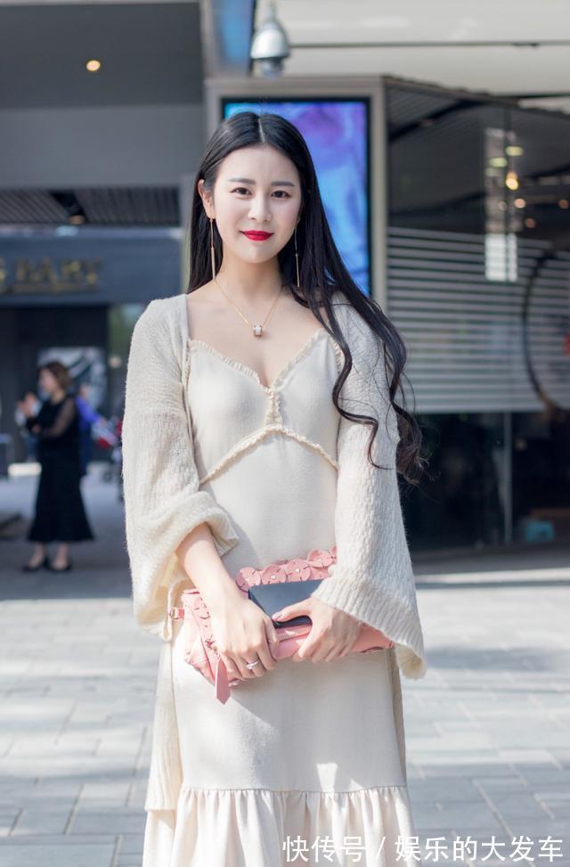 时尚感|飘飘的仙女裙撞上酷酷的朋克风,你更喜欢哪种风格?
