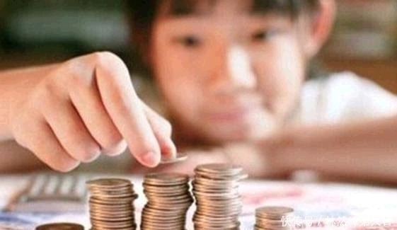 一生|“妈,我们家有多少钱”三位妈妈给出不同答案,可能影响孩子一生