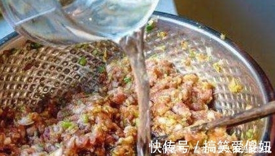 猪肉大葱馅,直接包就错了!多做这一步,鲜嫩多汁更入味,真香!