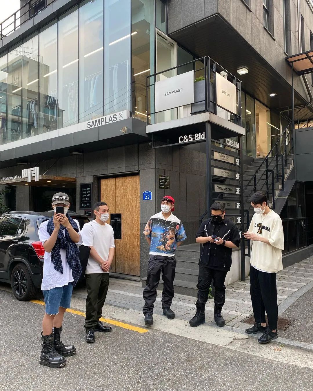 单品|秋来了，Vibe 到了，“祖师爷”带着天价联名 Vibe 必备单品强势回归？