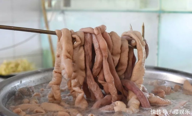 食用碱|洗大肠时，不用盐不用醋，换成这2样，10分钟洗干净，没腥臭味