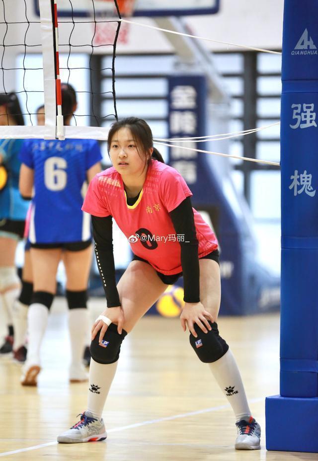 张常宁|江苏女排48人集训!8位新星身高超过1米9,天才少女承载未来