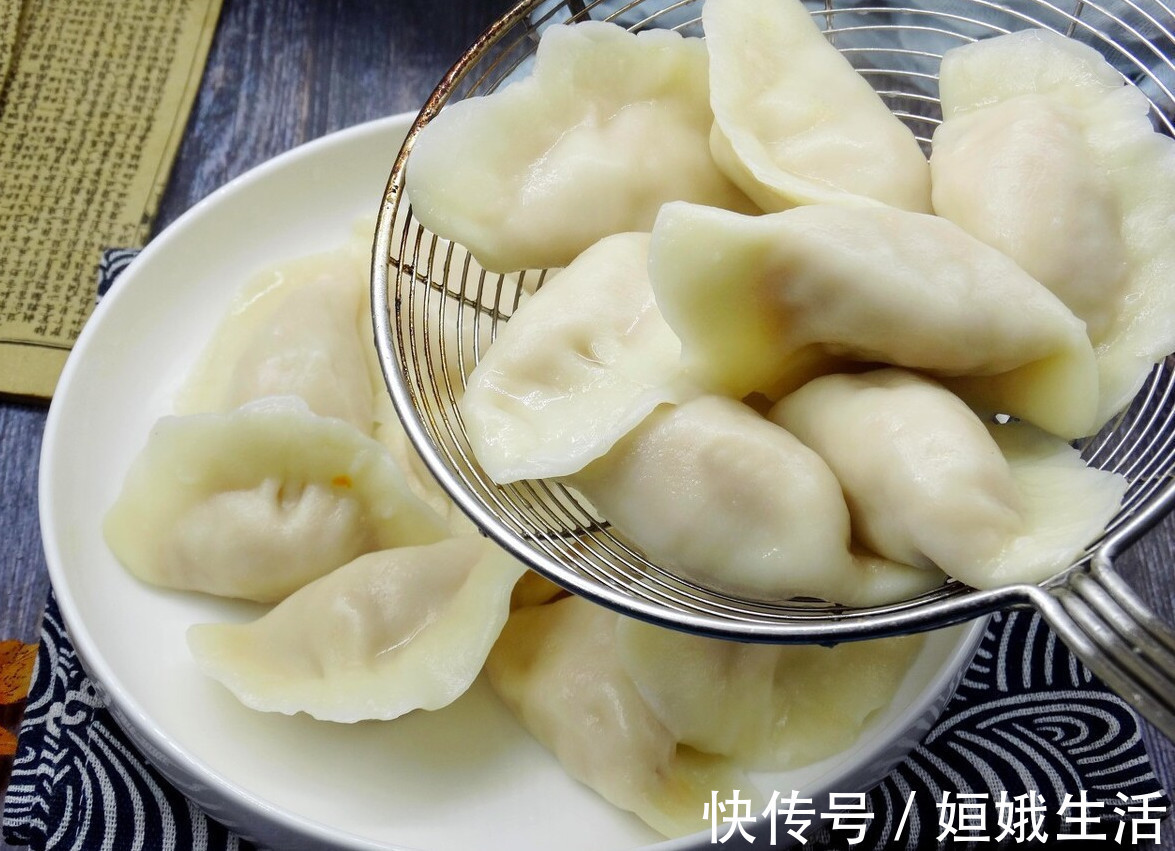食盐|秋天多吃萝卜，教你好吃的萝卜馅饺子做法，鲜香美味又营养