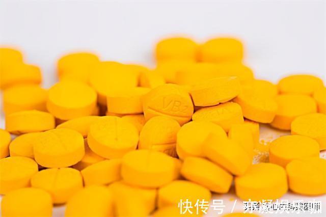 嘴角|幾塊錢一瓶的維生素B2卻是高血壓的“克星”！大多數人都不知道