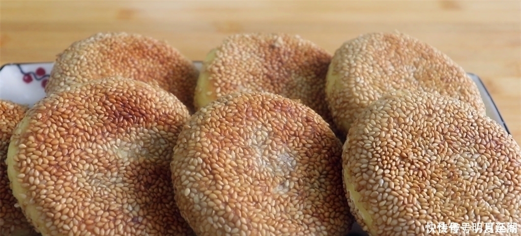 糯米粉换个做法真好吃，外酥里软不粘牙，比油炸糕还简单