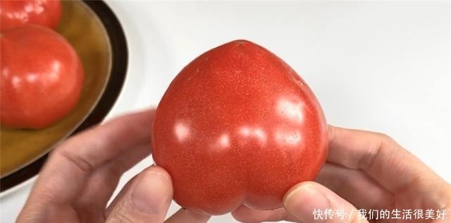 打了激素的西红柿如何辨认菜农教你4招，保准买不到催熟的！