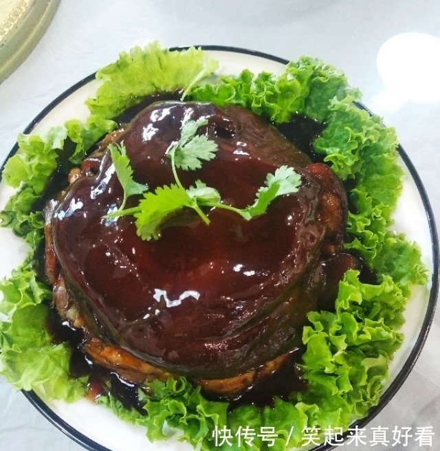 在东北上饭店为什么叫“吃大盘子”,看完几道菜你就明白了