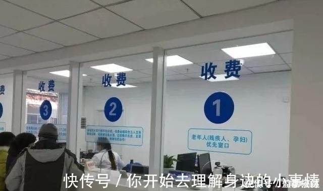 宝宝出生5天后紧握双拳离世,婆婆好奇掰开小手,宝妈泣不成声