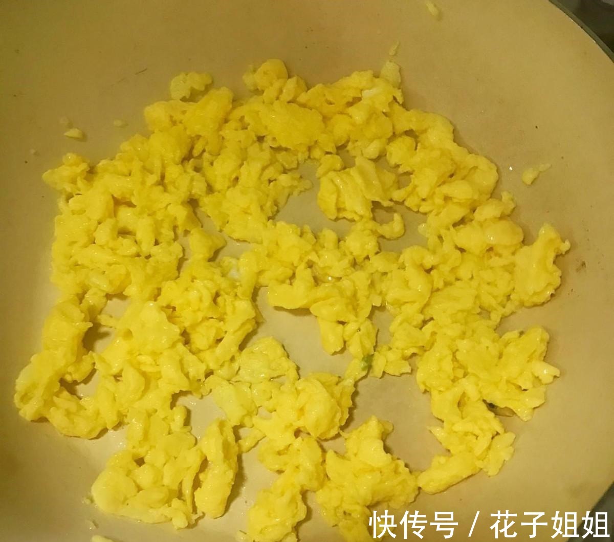 食材|好吃到流泪的别样蛋炒饭,食材丰富,好吃还好看!