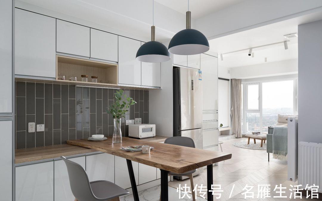 玄關|成都舊房大改造，花費一年的時間只為讓業主滿意，效果讓人驚艷