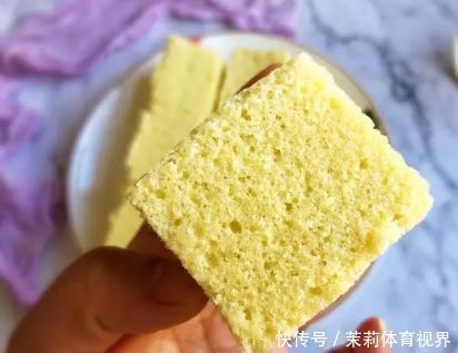 别再用电饭煲做蛋糕了,试试不锈钢盆蒸蛋糕,不分蛋,成功率更高