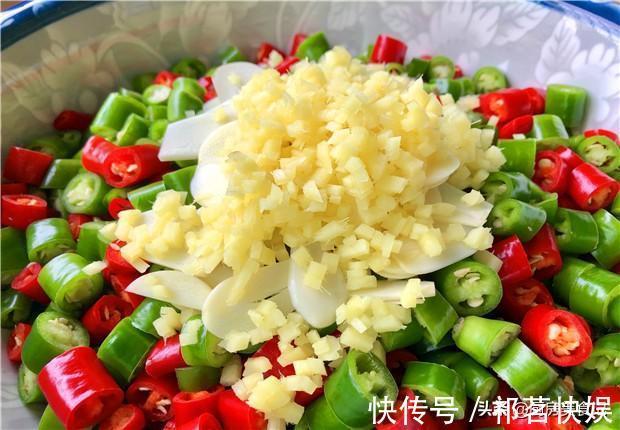 白酒|我家用了30年腌辣椒方法，一天就能吃，放一年不怕坏，爽脆入味