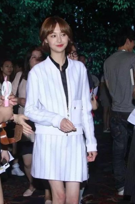 郑爽与吴亦凡合作节目, 被问为何来参加节目? 说出的话意味深长