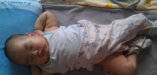 宝妈|孩子的3种睡姿,对应以后的“性格”如果是第二种,娃的情商高