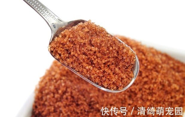 甜食|糖尿病的“死对头”并不是甜食,若再不忌口,血糖越来越高