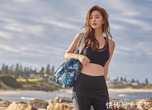 美女|海南美女海边晨跑照走红，身材“凹凸有型”，这样的身材谁不喜欢