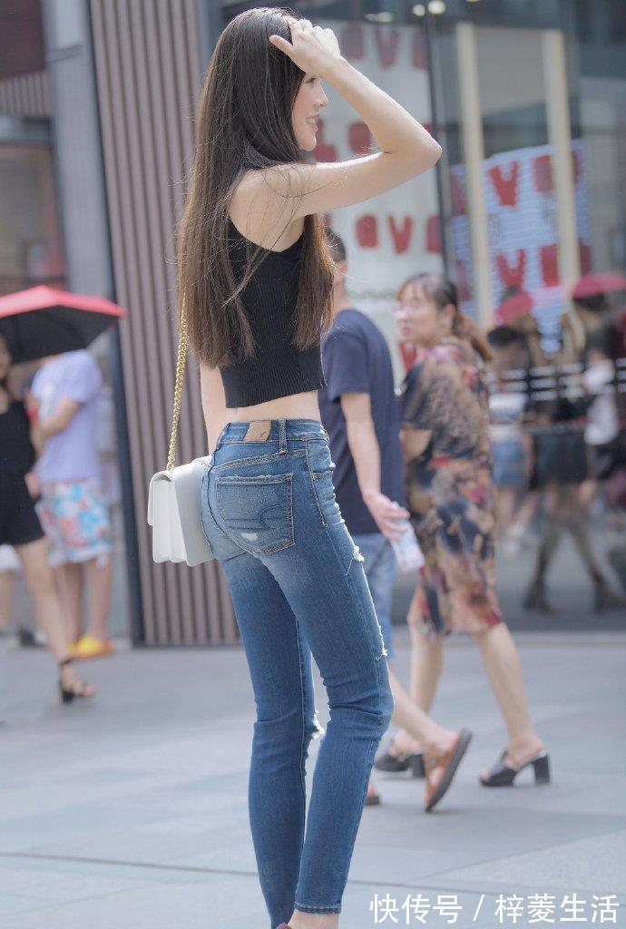 毛衣|好看精致的打底裤穿出时尚感，秀出女人的成熟优雅范，率性自然
