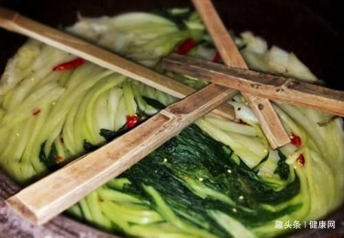  致癌|腌菜吃多了，会不会亚硝酸盐超标致癌注意三件事，就可以放心吃