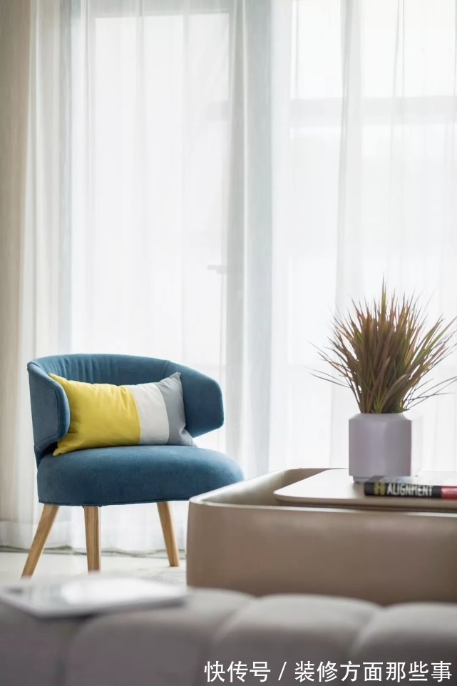 卧室|105平北欧风三居室,耐看实用软装单纯而明快,明确而强烈