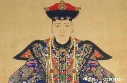 地位|她十三岁嫁给皇帝，三十岁便成为了寡妇，死后三十多年才被下葬
