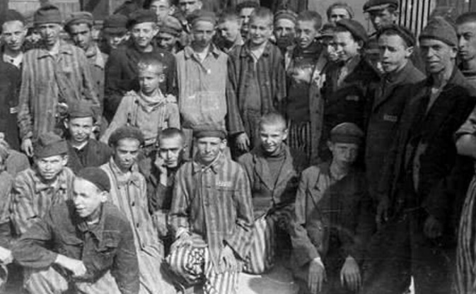 不到|小女孩将被活埋,她对纳粹士兵说请埋浅一点,我怕妈妈找不到!最后结果怎样