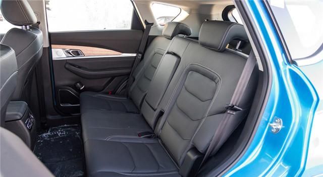 捷途X70|小型SUV的价格，中型SUV的级别，6.99万元起的家用好车