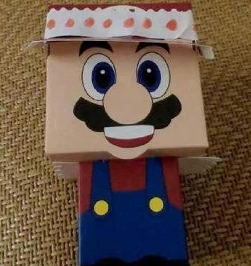 疏忽大意|幼儿园孩子互赠礼物,花1千元换回“小纸人”,妈妈:太不公平了