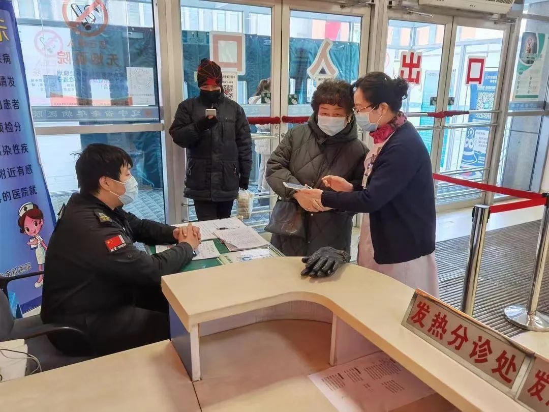 总人口|2022年底,50%二级及以上综合医院设老年医学科