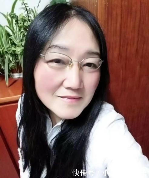 新雁|被他骂一年多,余秀华却公开写情书表白:亲爱的你骂得我魂不守舍