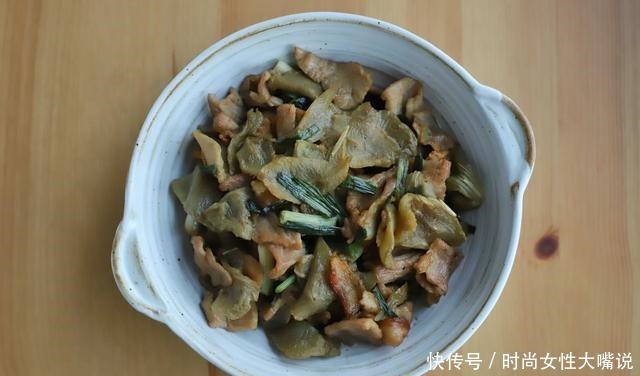 打工人晒晚餐,3菜1汤40分钟搞定,网友效率真高,抄作业