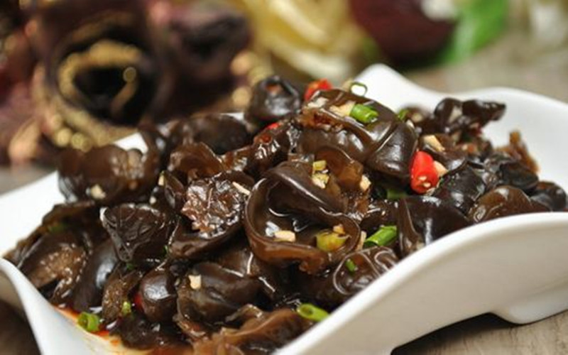 阿胶|更年期的女性多吃这几种食物，简直就是宝，促眠安心、滋阴养血