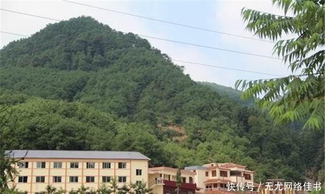 50年前的中国,很多小山沟比县城还繁华