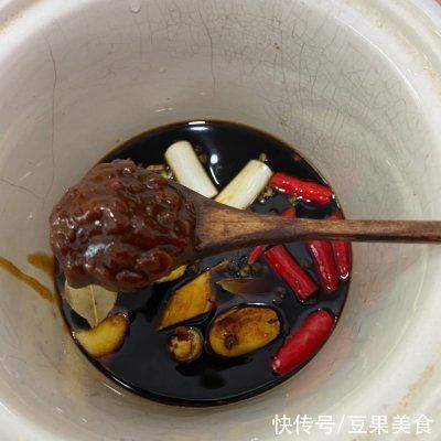 原来做年夜饭一 酱牛腱这么简单