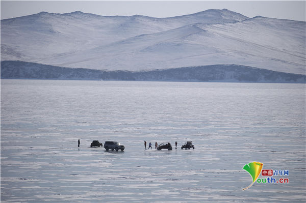 俄罗斯贝加尔湖冬日美景 迷醉在梦幻的蓝冰世界