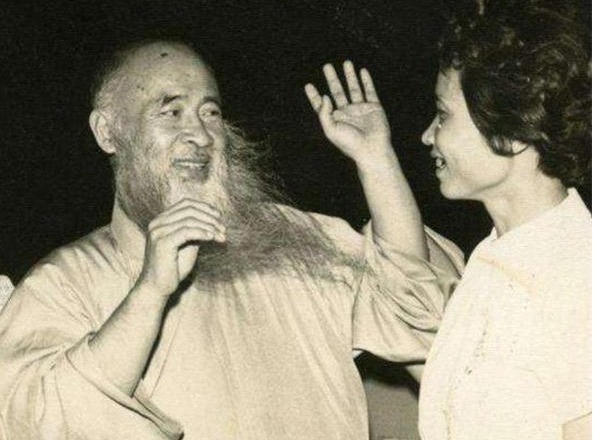 近代史$张大千娶女儿闺蜜为妻子,却不曾想二人的孩子,却成了人间悲剧