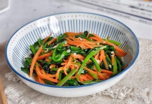 它是天然的“护眼菜”,隔三差五吃,视力好了,孩子双眼明亮了