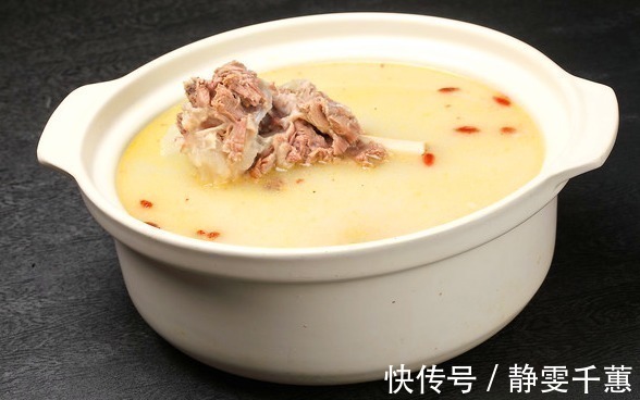 无论炖什么骨头汤,牢记这3点!保证汤越炖越白,肉还越炖越香