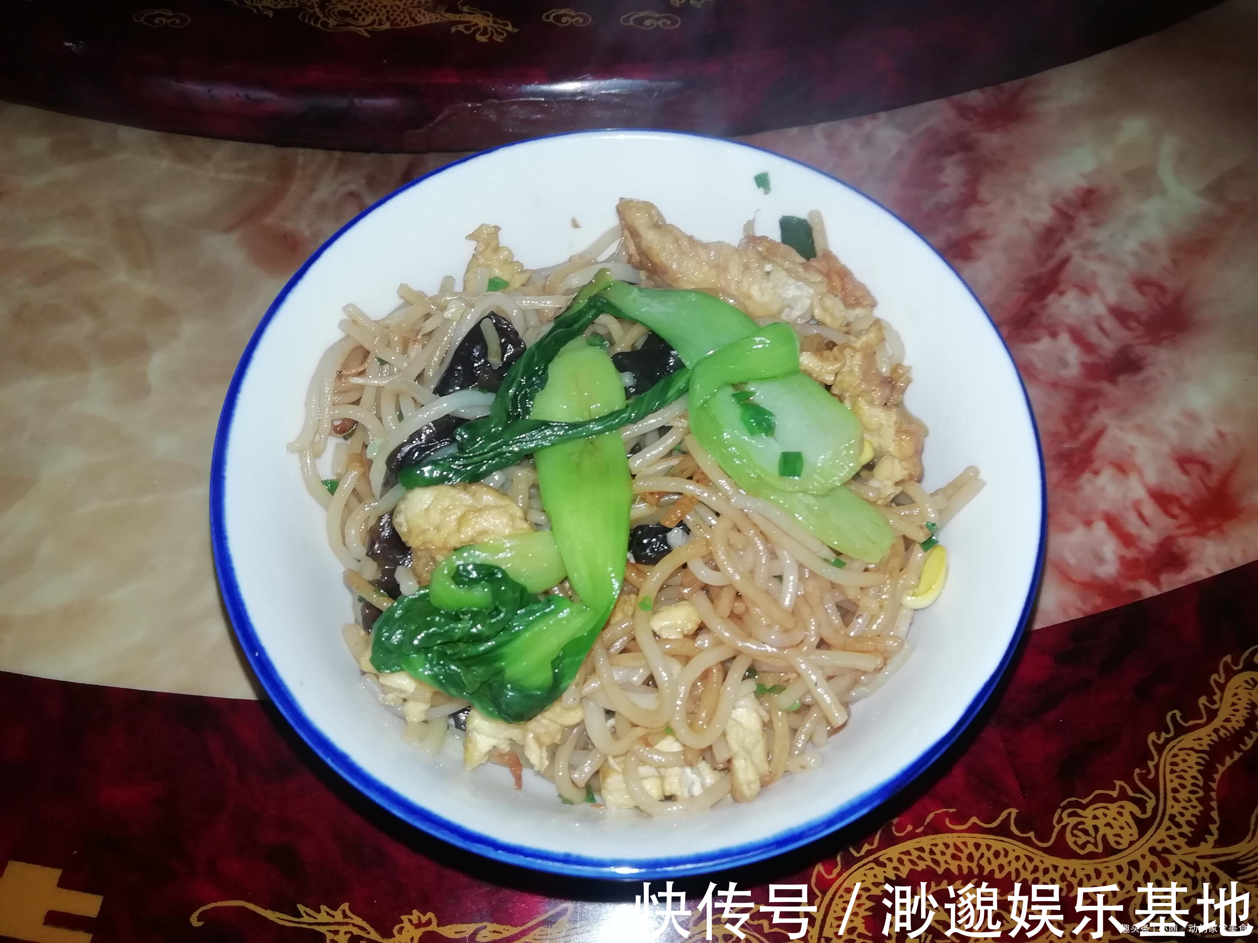 晒晒婆婆家的早餐，8天不重样，吃得舒服又营养，每天只要几块钱