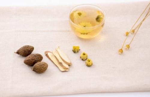 40岁女子查出糖尿病，医生感叹：都是两种东西惹得祸，怎能天天吃