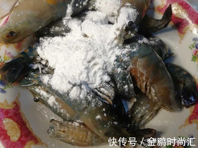 避风塘虾|避风塘罗氏虾,香酥的外壳,包裹着脆爽的虾肉,别提多美味