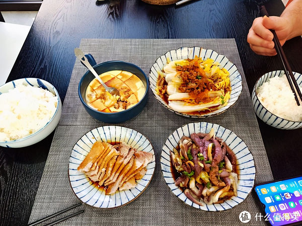 妈妈|做个懒妈妈，4个蒸菜一起出，鲜美又省事儿，成本不到20元