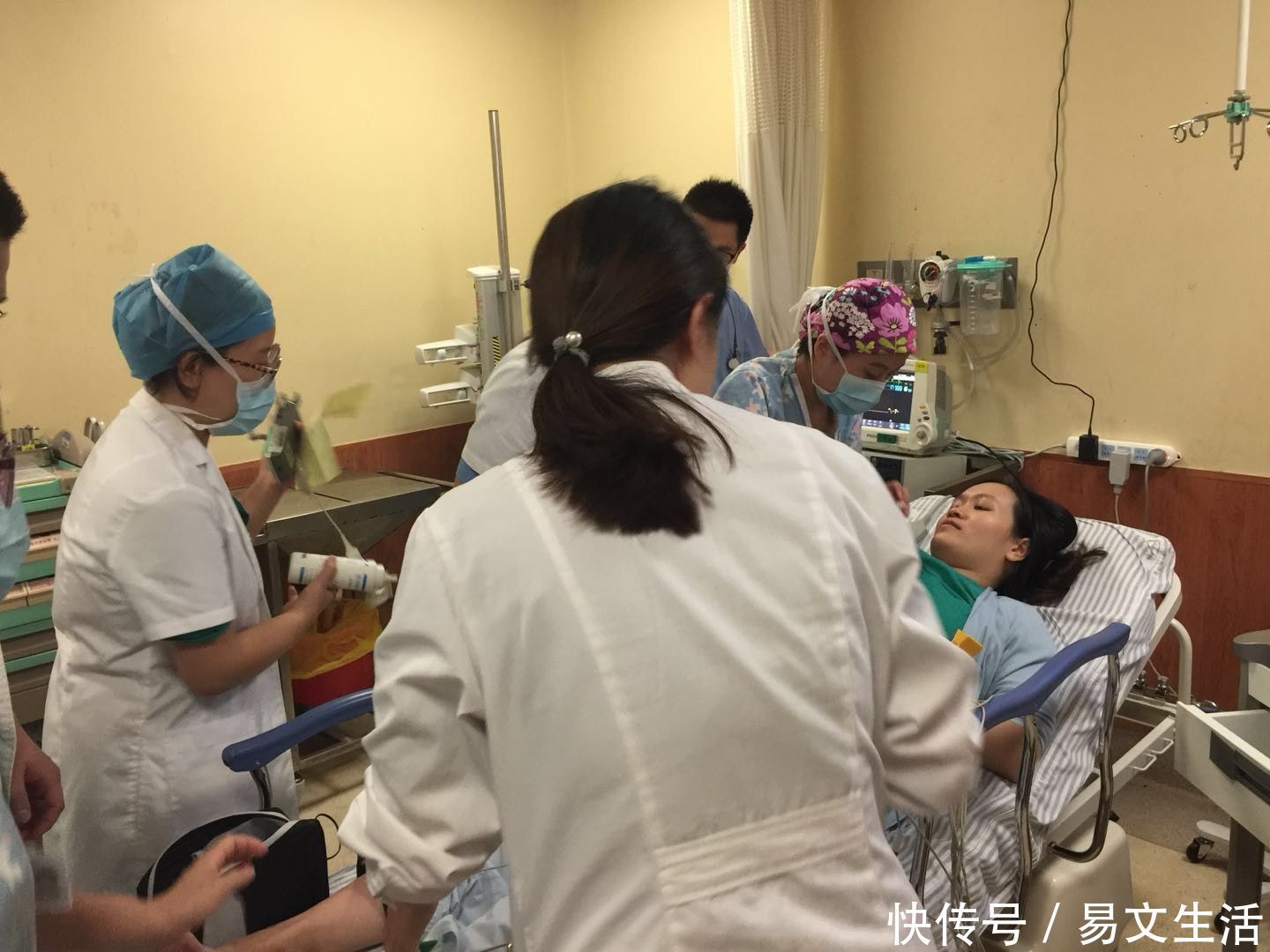 答案|剖腹产有多复杂?手术台上的工具告诉你答案,鸡皮疙瘩都起了