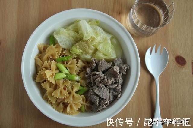 蓝莓|40岁女人晒饮食清单，朋友：自律不痛苦，痛苦的是假装自律