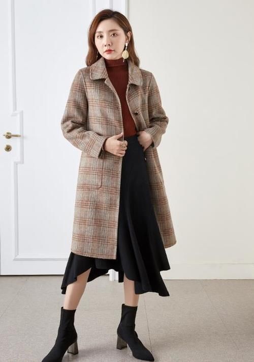 大衣太美了，40岁年龄穿出30岁的年轻状态，跟着穿就对