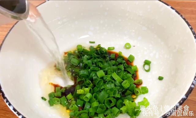 清汤面|早餐喜欢吃面条的一定要收藏,教你一个简单的做法,色香味俱全
