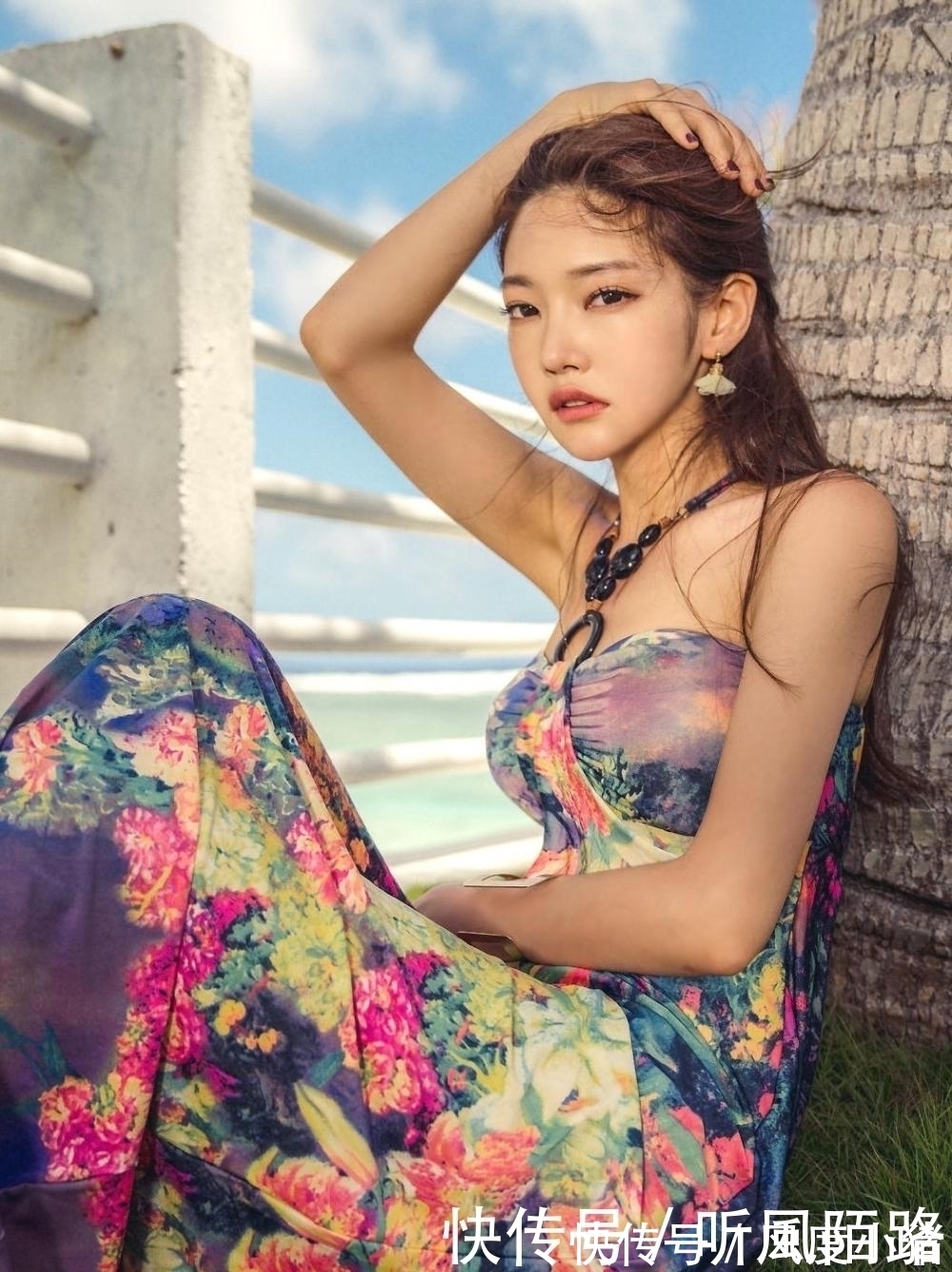女人味|沉浸花海连衣裙,如此浪漫的女人味,等你来追寻