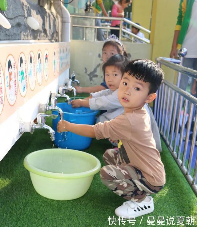 萱爸|孩子3岁就上幼儿园,危害有多大10年幼师透露了这4个真相